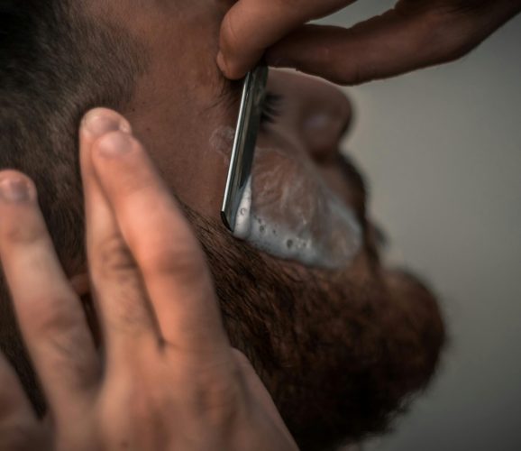 hot towel shave in Pembroke Pines barbers